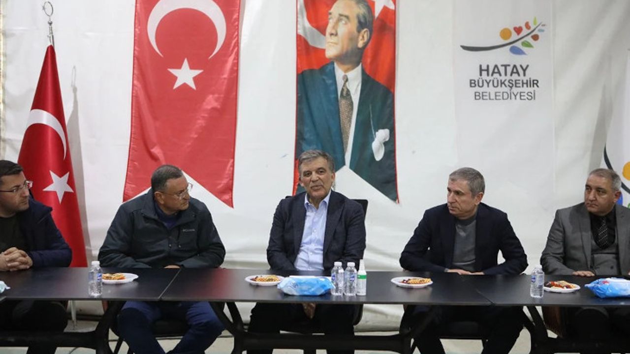 Abdullah Gül Hatay'da konuştu: Bu olmazsa acıları tekrar yaşarız