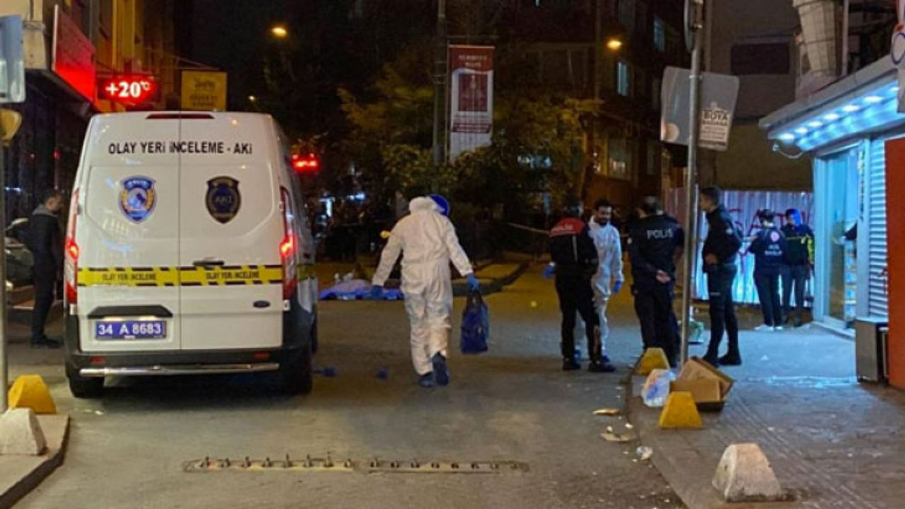 Beyoğlu'nda sokakta silahlı saldırı! 1 ölü, 1 yaralı