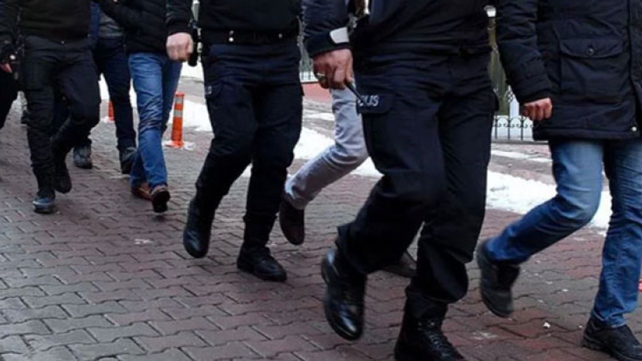 İstanbul merkezli yasa dışı bahis operasyonunda 4 şüpheli tutuklandı