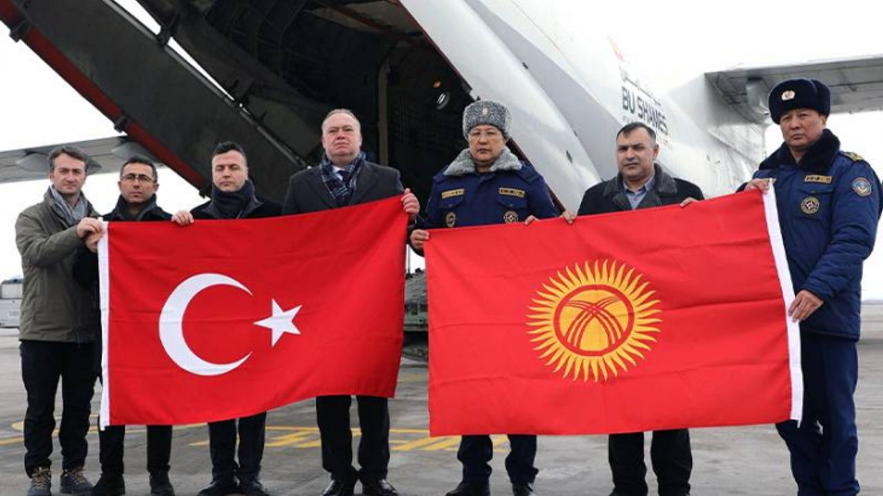 Kırgızistan'dan Türkiye'ye destek! Arama kurtarma ekibi ve sahra hastanesi..