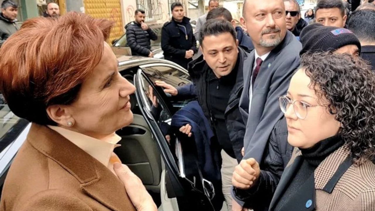 Meral Akşener Sinan Ateş'in Bursa'daki baba evini ziyaret etti