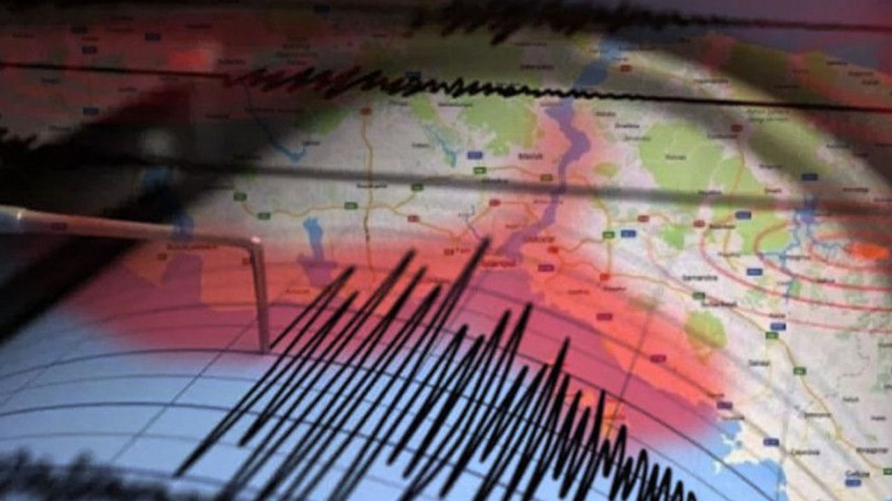 Papua Yeni Gine’de 7,3 büyüklüğünde deprem!