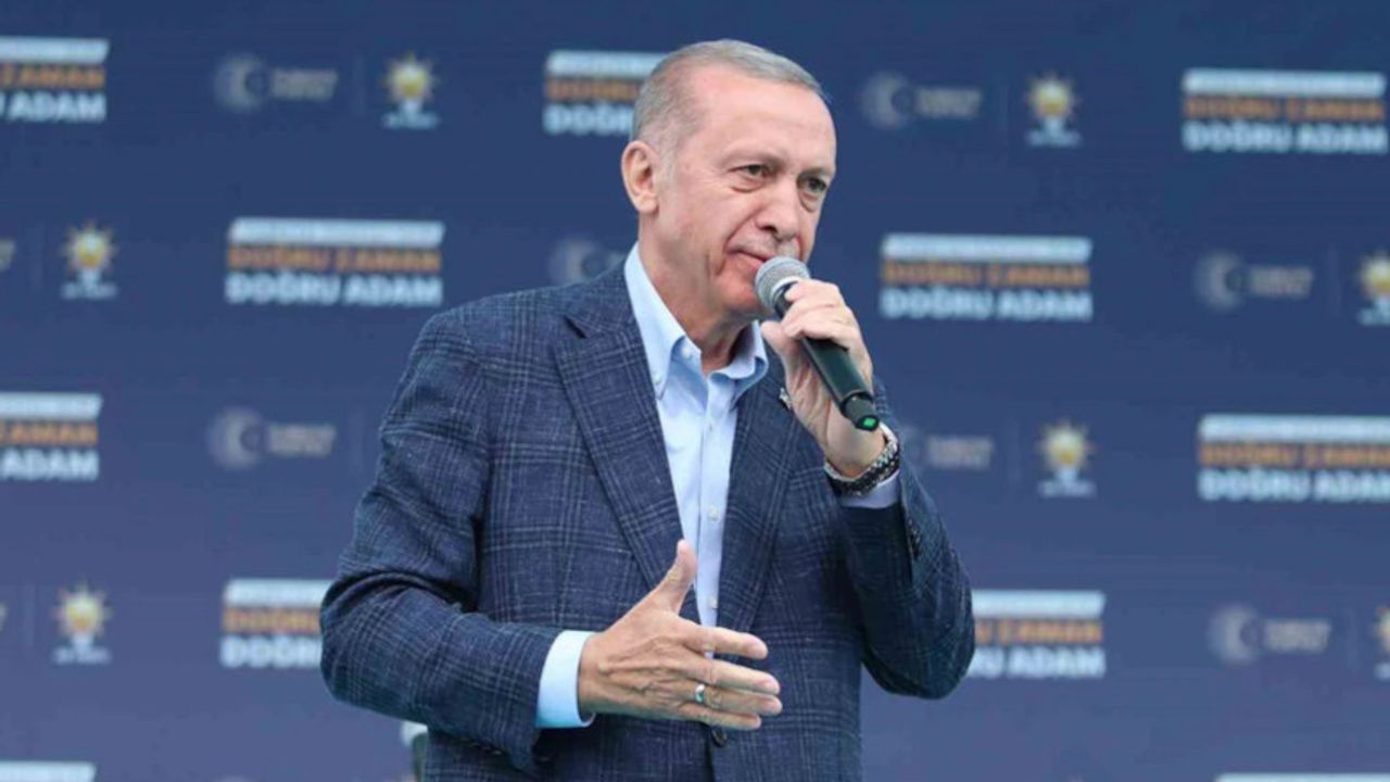Erdoğan: Millete parmak sallayanlar demokrat ve özgürlükçü olabilir mi?
