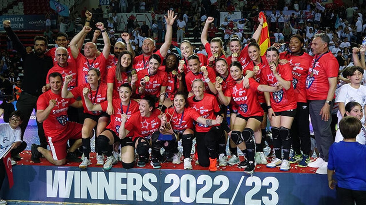 Konyaaltı Belediyespor Kadın Hentbol Takımı Avrupa şampiyonu oldu!