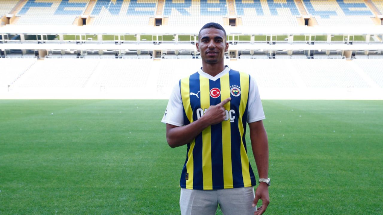 Fenerbahçe'nin yeni transferi Alexander Djiku kimdir? Alexander Djiku hangi pozisyonda, istatistikleri nasıl?