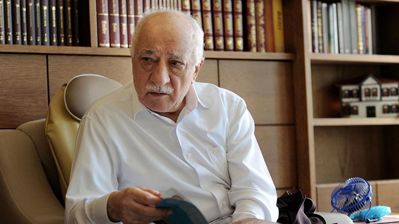 Fetullah Gülen'in 25 yıldır yanındaki isim itiraf etti! FETÖ kapana kısıldı, Gülen iade edilebilir