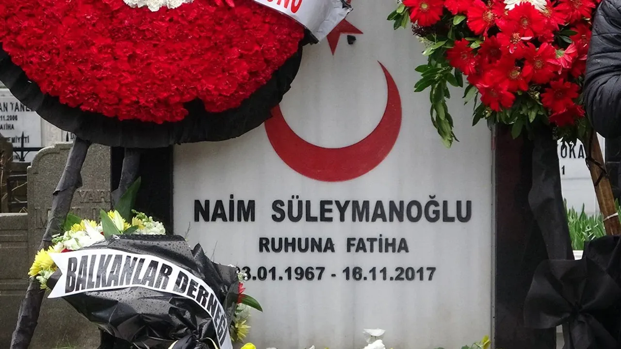 Naim Süleymanoğlu mezarının başında anıldı