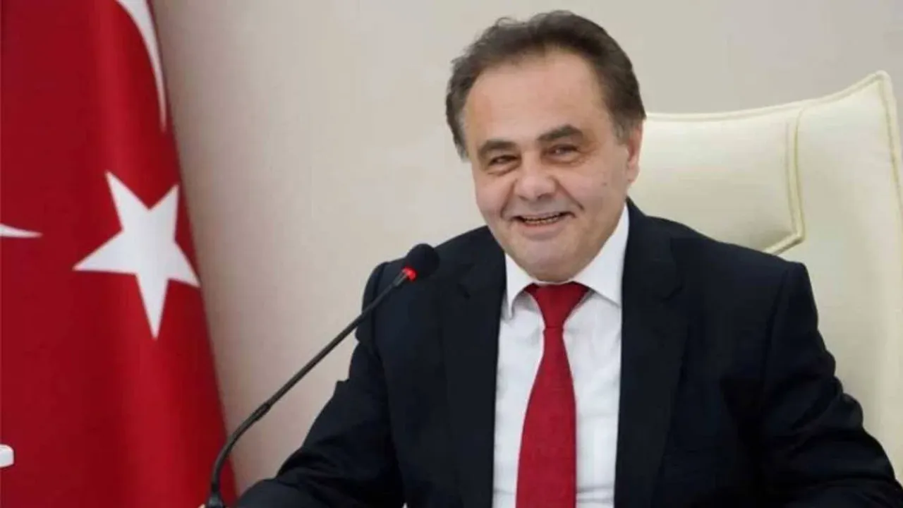 Adı rüşvet olaylarına karışmıştı: Bilecik Belediye Başkanı Semih Şahin istifa etti