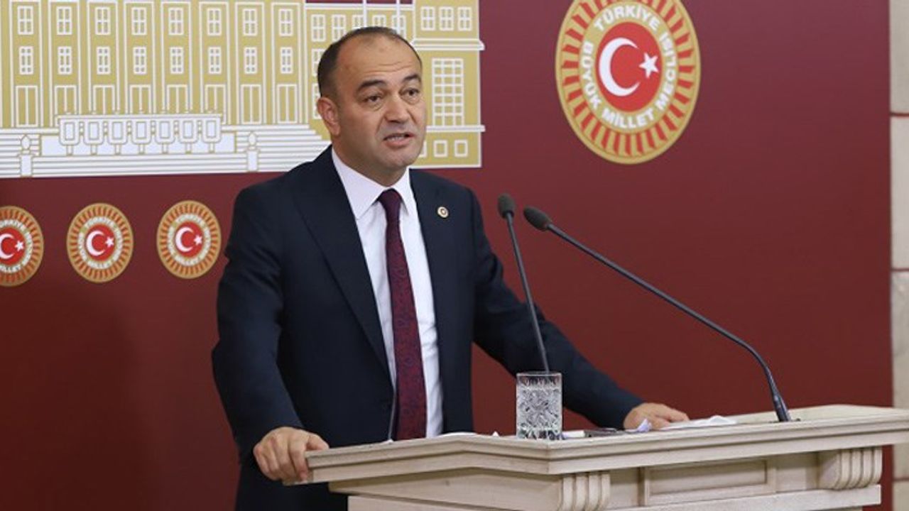 CHP'li Özgür Karabat: Deprem yalanları büyüyor, harcamalarda büyük çelişkiler var