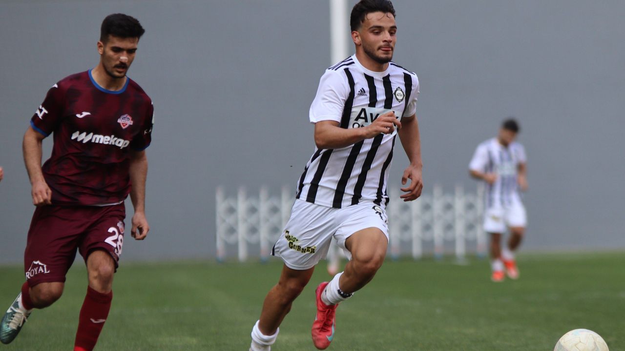 Altay'da Emre Tangeldi, sözleşmesini feshetti