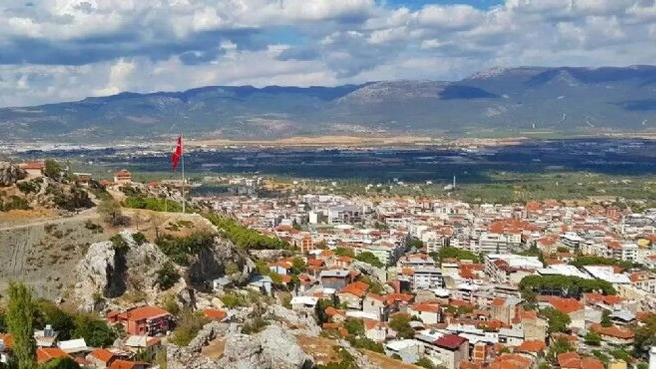 Kemalpaşa Belediyesi 25 taşınmazı satışa çıkardı! İhale tarihi açıklandı