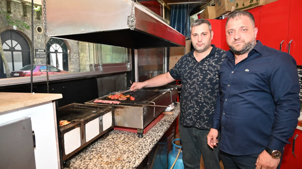 İzmirli esnaflardan 'online' yemek platformlarına tepki: Denetimlere dahil edilmeliler!