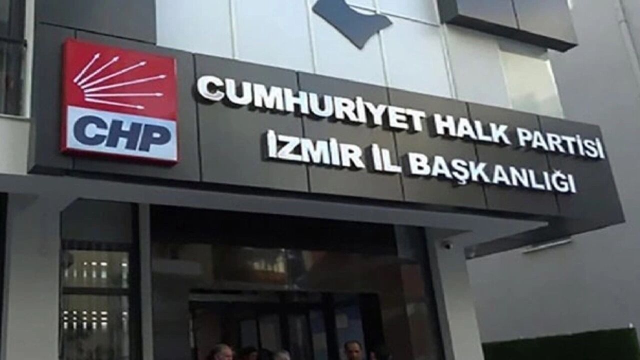 CHP-YENİ Parti hattında İzmir mesaisi... Sırada hangi belediye başkanları var?