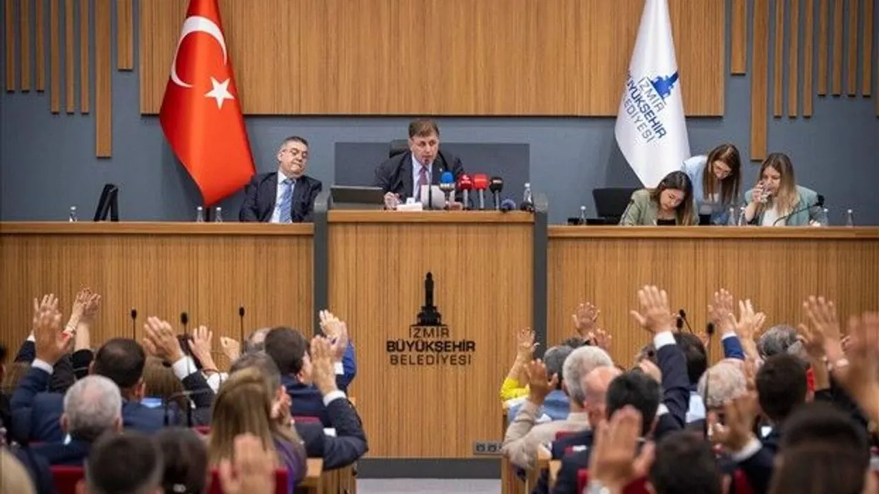 YENİ Parti depremi İzmir Büyükşehir Meclisi'ne sıçradı: Komisyonlarda son durum ne?