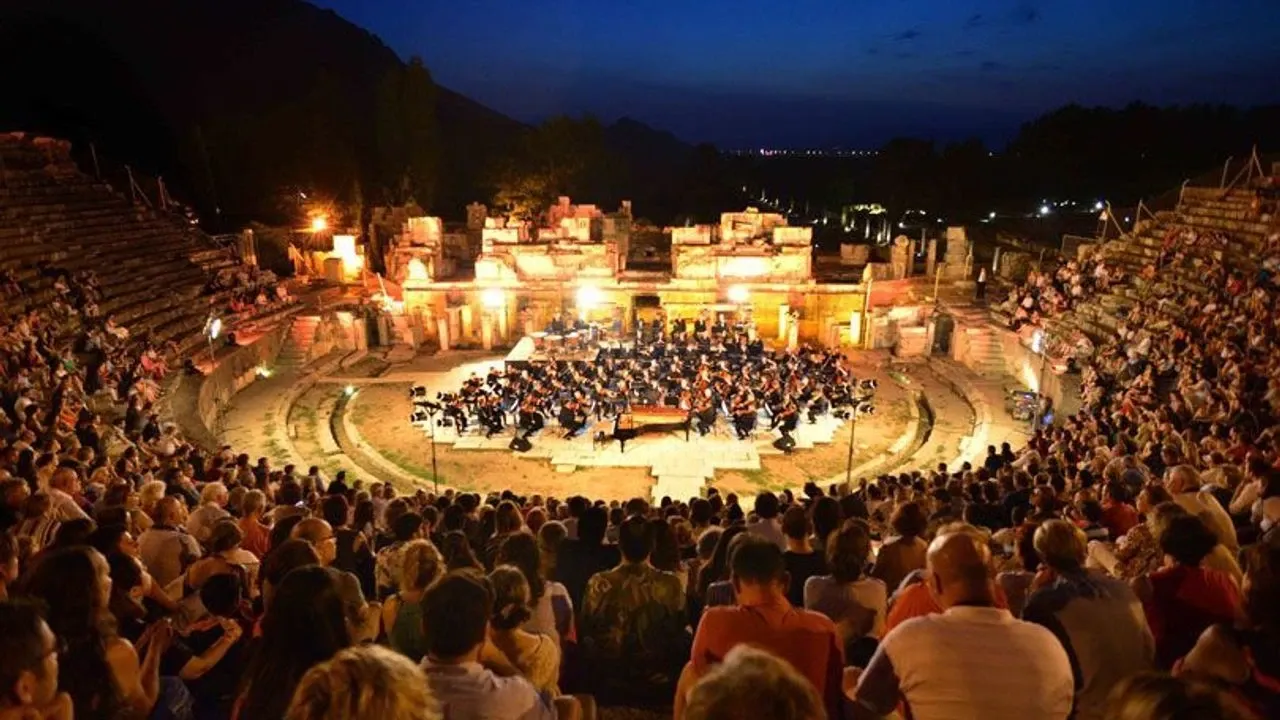 İzmir'de ağustosta hangi festival ve şenlikler var? İşte 2026 etkinlik takvimi