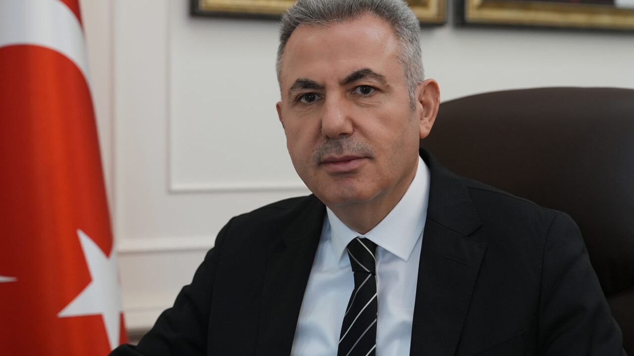 İzmir Valisi Elban Dijital Gaste’ye konuştu: AFAD eğitimi almadan yangın sahasına girmeyin