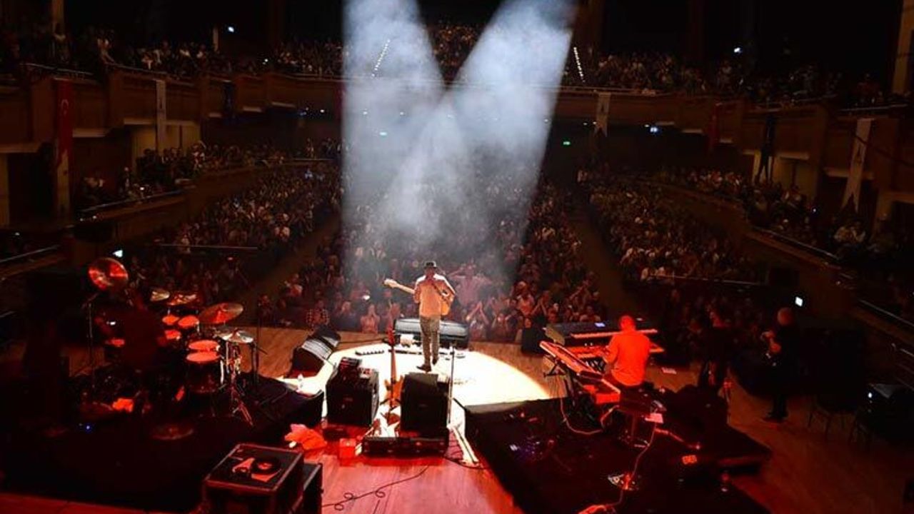 İzmir'de bu hafta ücretsiz etkinlikler: Konser ve sinema takvimi