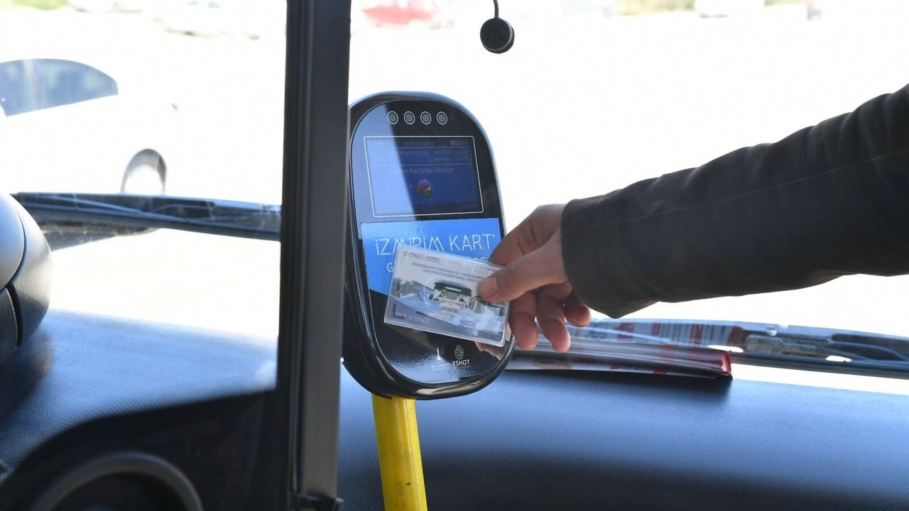 İzmirim Kart’a bakiye yüklemede yeni dönem: Komisyon alınmayacak
