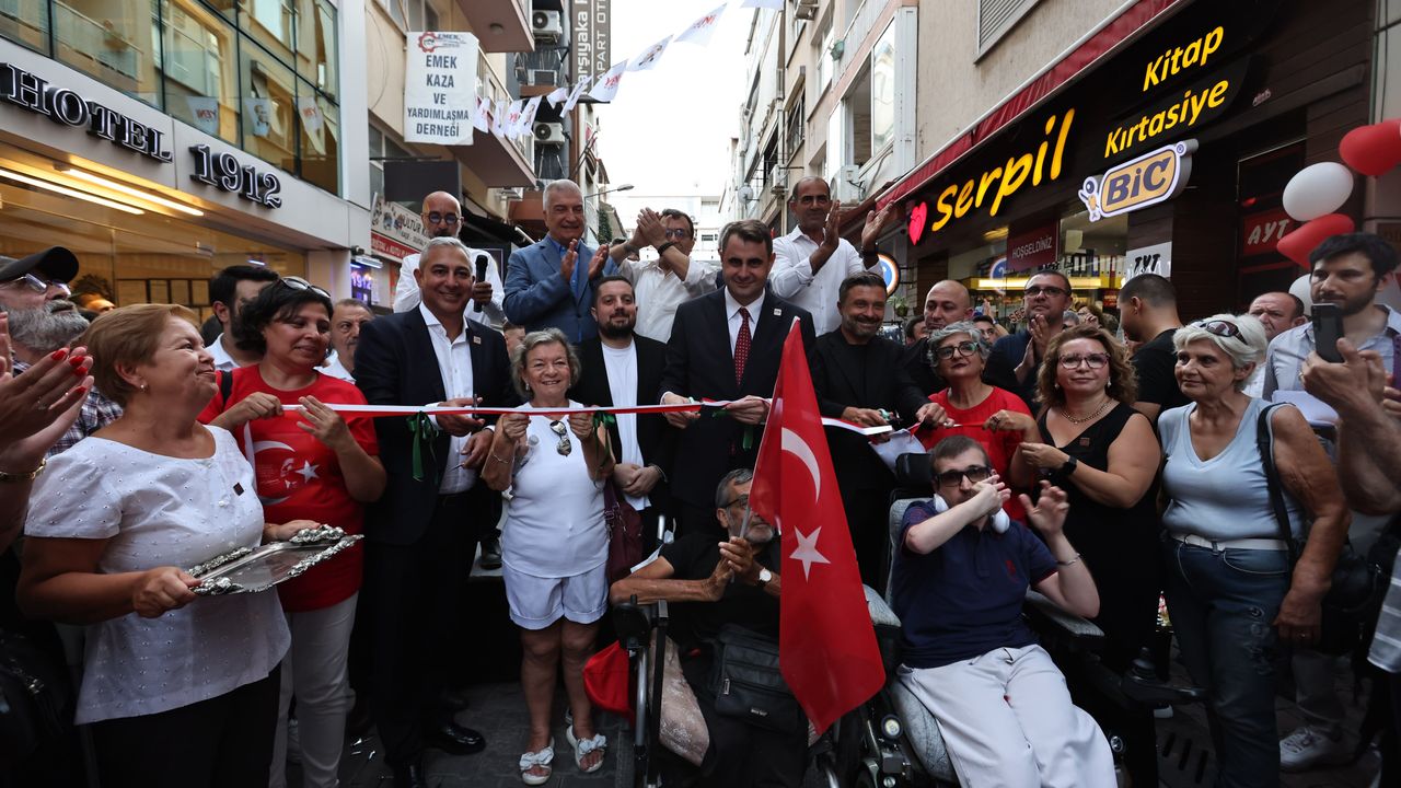Güç’ten Karşıyaka’da iktidar mesajı: Yeni bir başlangıç hedefliyoruz