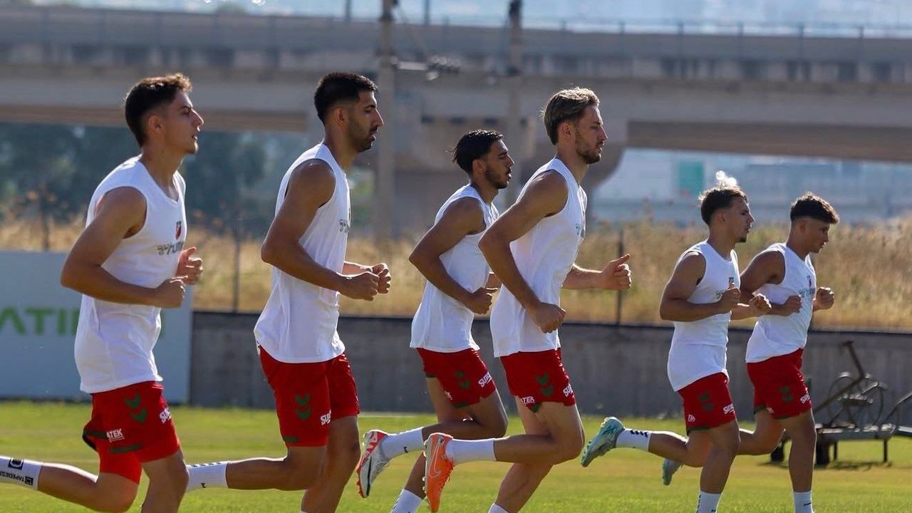 Karşıyaka'nın kamp takvimi belli oldu: Üç hazırlık maçı oynayacak