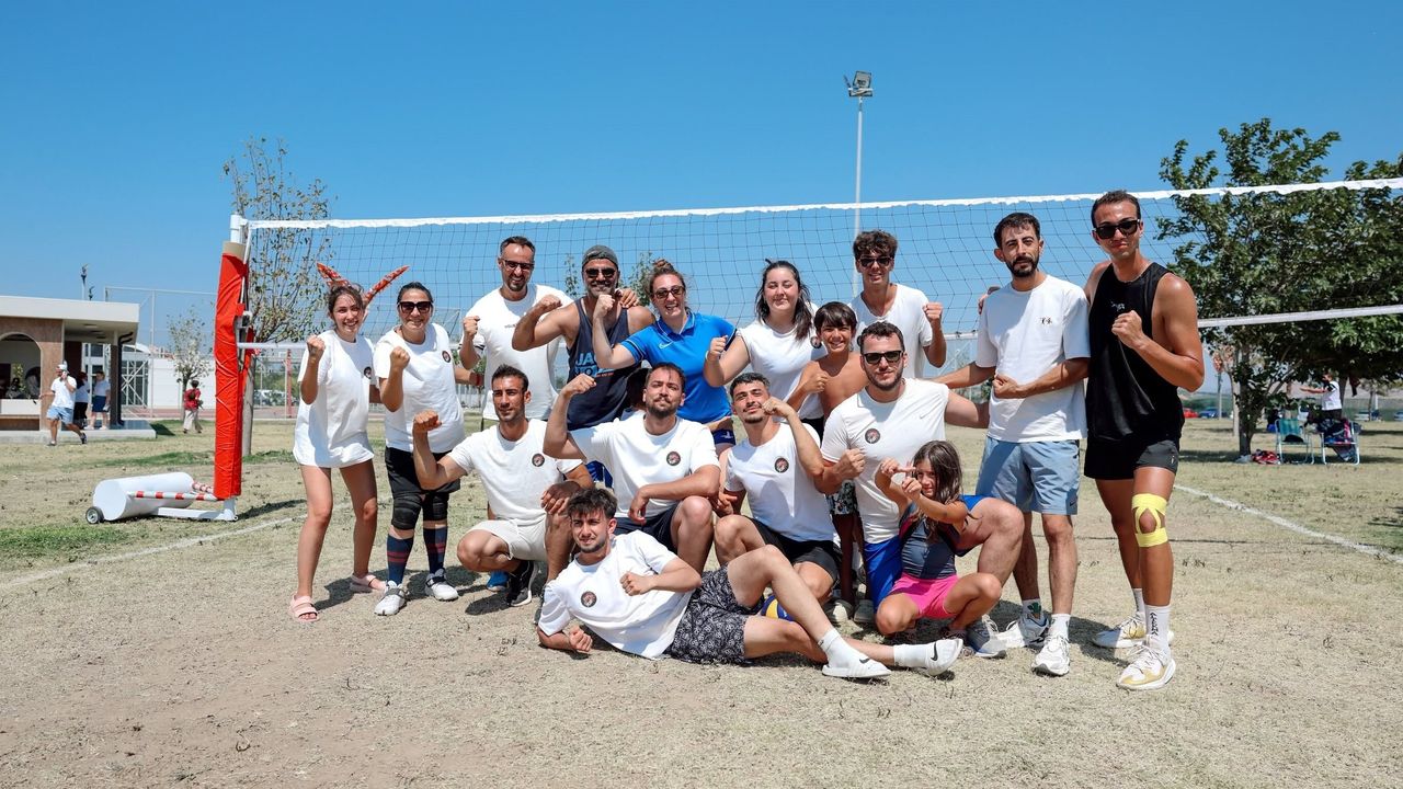 Aliağa’da spor festivali: Ağapark’ta 250 sporcu buluştu