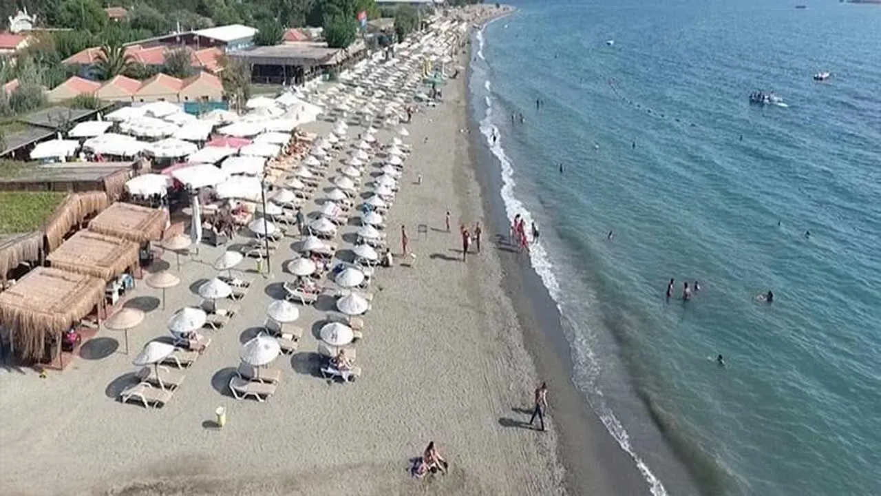 Seferihisar Belediyesi’nden denize iyilik: Bokashi topları Akarca’da denizle buluşuyor