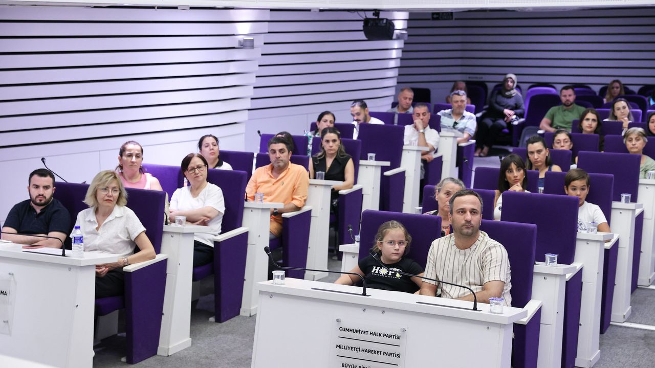 Buca Belediyesi'nden Çocukların Okul Hayatına Işık Tutan Seminer