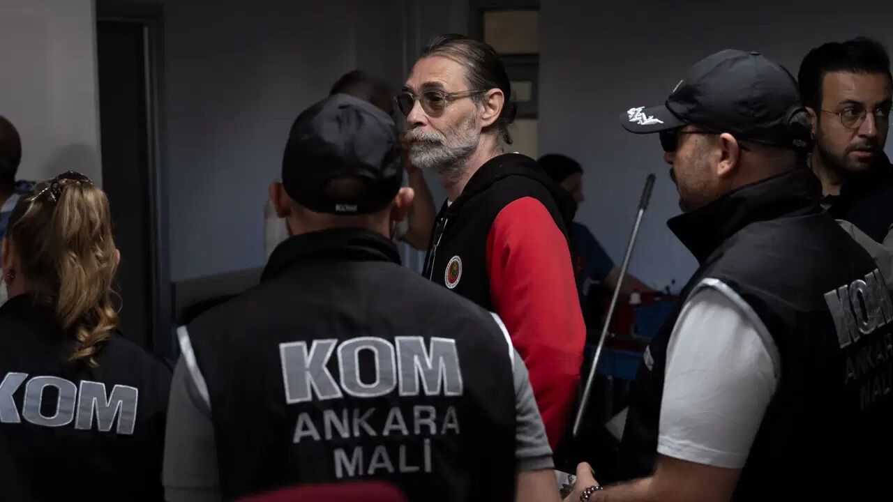Ankara'da Etimesgut Belediyesi soruşturması: Başkan Erdal Beşikçioğlu tutuklandı