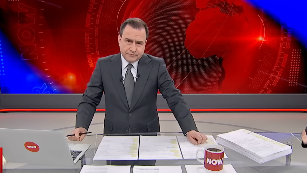 NOW TV'de bayrak değişimi: Selçuk Tepeli 'müsaade' istedi, görevi Ozan Gündoğdu'ya devretti
