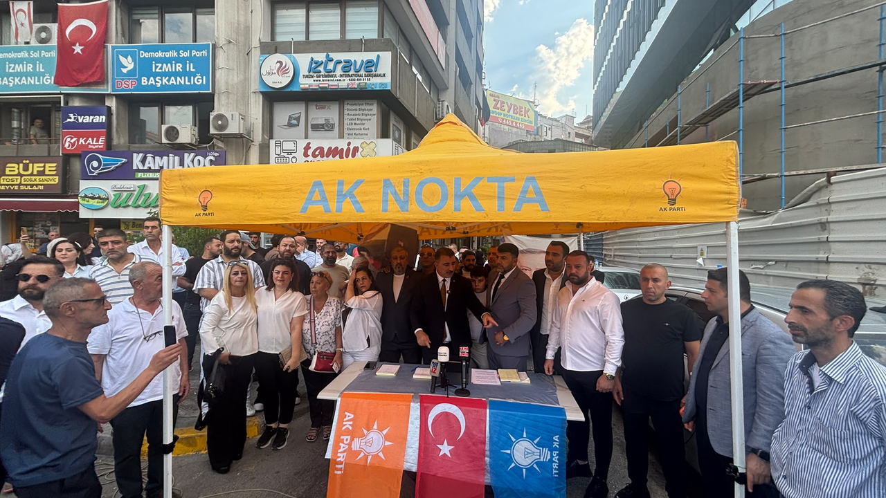 İzmir Konak’ta 500 kişi 4 farklı partiden AK Parti’ye geçti!