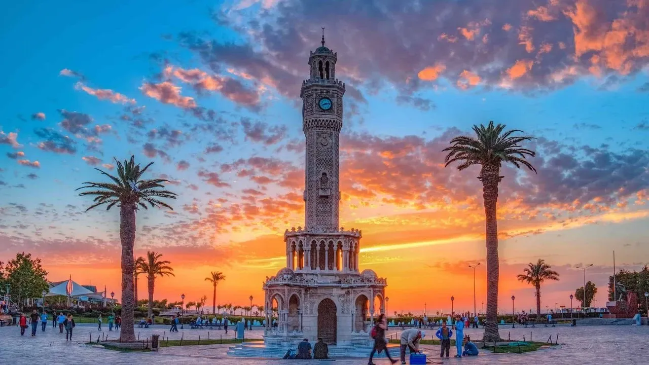 İzmir’de sıcaklıklar düşüyor! Meteoroloji hafta sonunu işaret etti