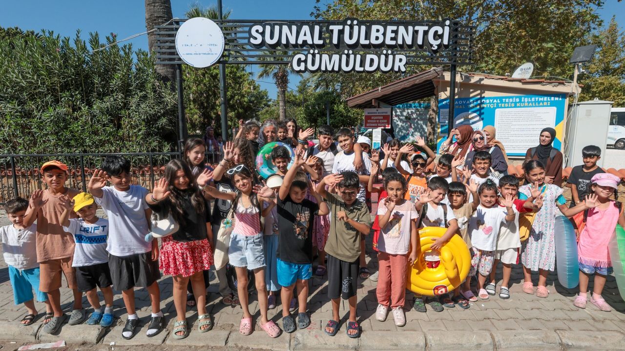 Konak Belediyesi’nin sosyal projeleri: Çocuklar ve kadınlar denizli tatillerini gezdi
