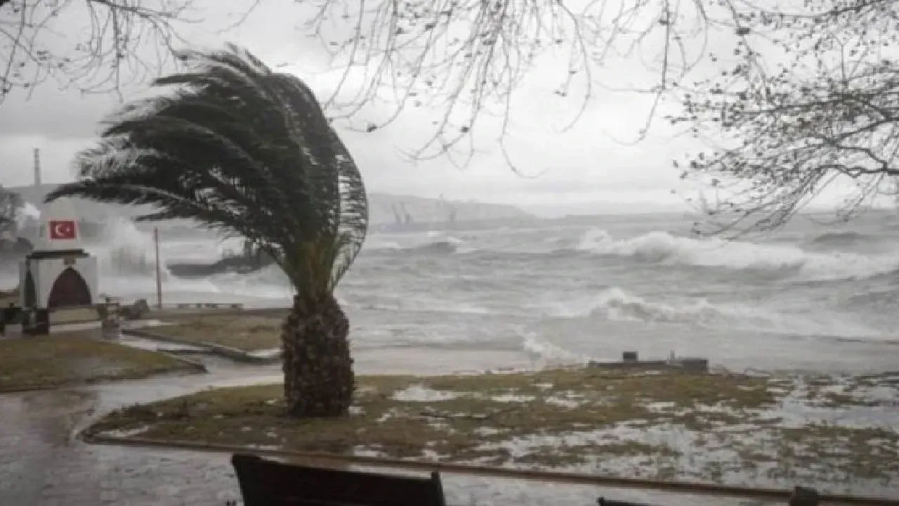 Kuzey Ege için fırtına uyarısı! Meteoroloji saat verdi
