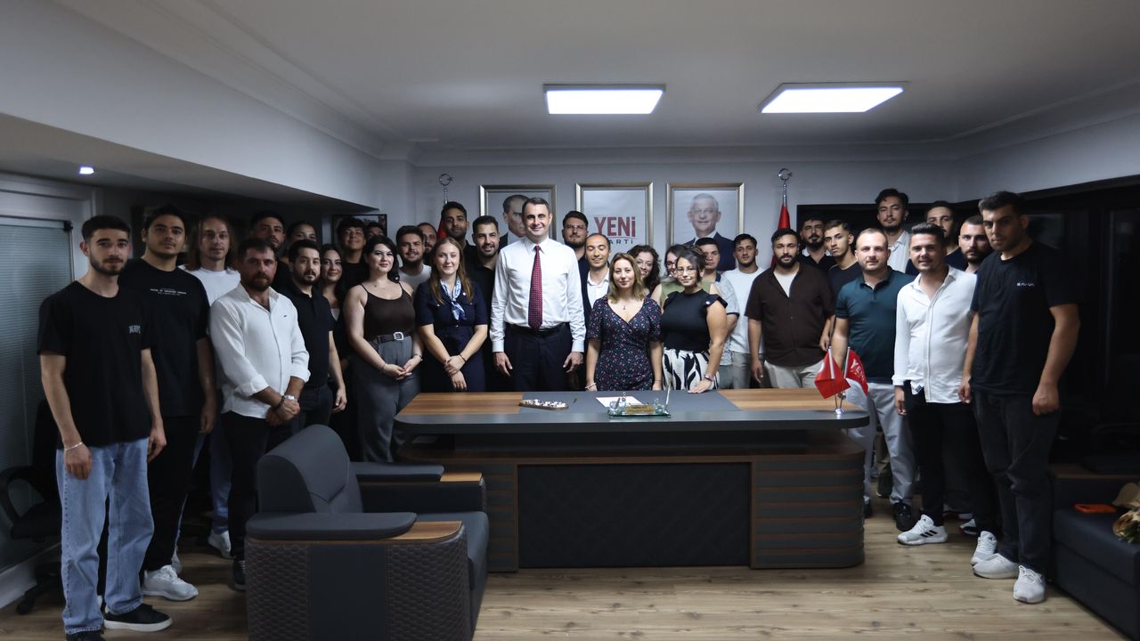 Yeni Parti İzmir’de gençlik buluşması
