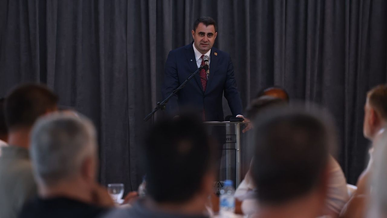 Roman Soykırımı Konak’ta anıldı: Güç’ten Romanlar için eşit yurttaşlık ve temsil mesajı