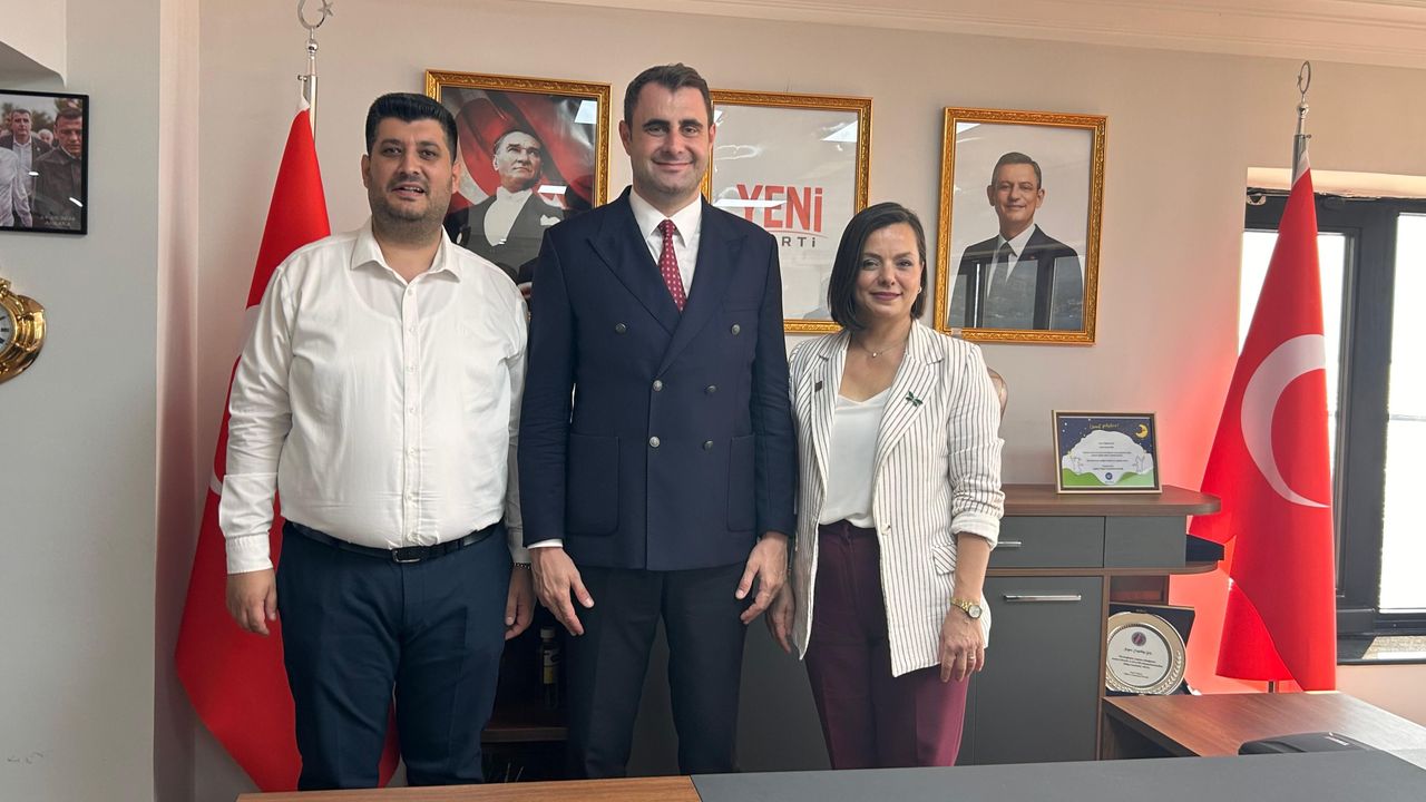 Karabağlar Belediye Meclisi'nde Çoğunluk YENİ Parti'ye Geçti