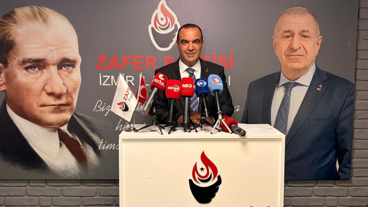 Bezircilioğlu: Tugay AK Parti'ye giderse İzmir için büyük maliyet doğar