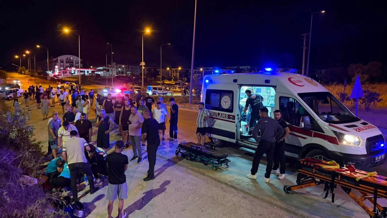 Söke'de zincirleme kaza: 18 yaşındaki motosiklet sürücüsü öldü