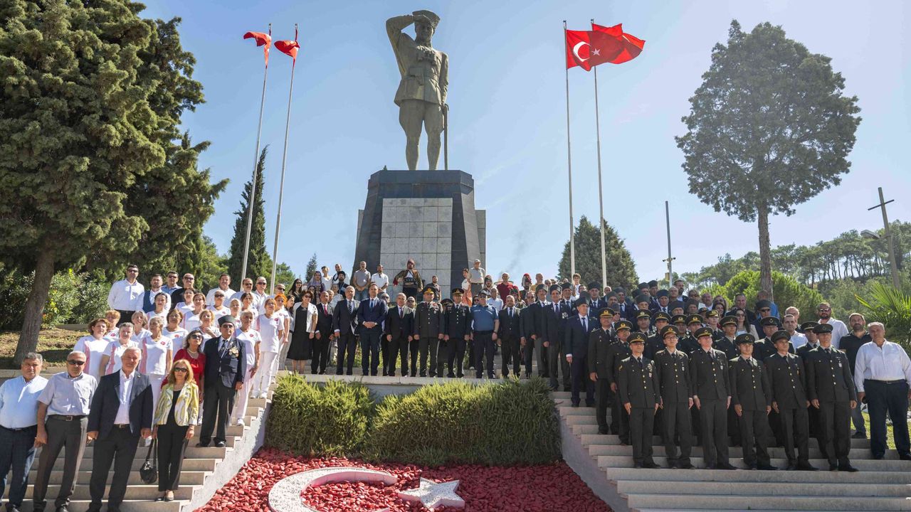 Bornova, 104. yıl dönümünü coşkuyla kutladı