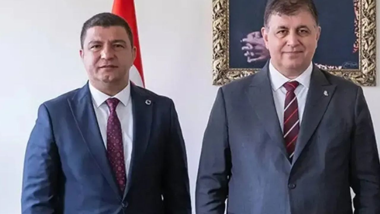 Tire’de CHP’den kopuş: 16 meclis üyesinden 13’ü YENİ Parti’ye geçti