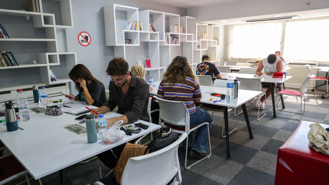 Buca’nın Gençlik Merkezleri yeni öğrencilerini bekliyor