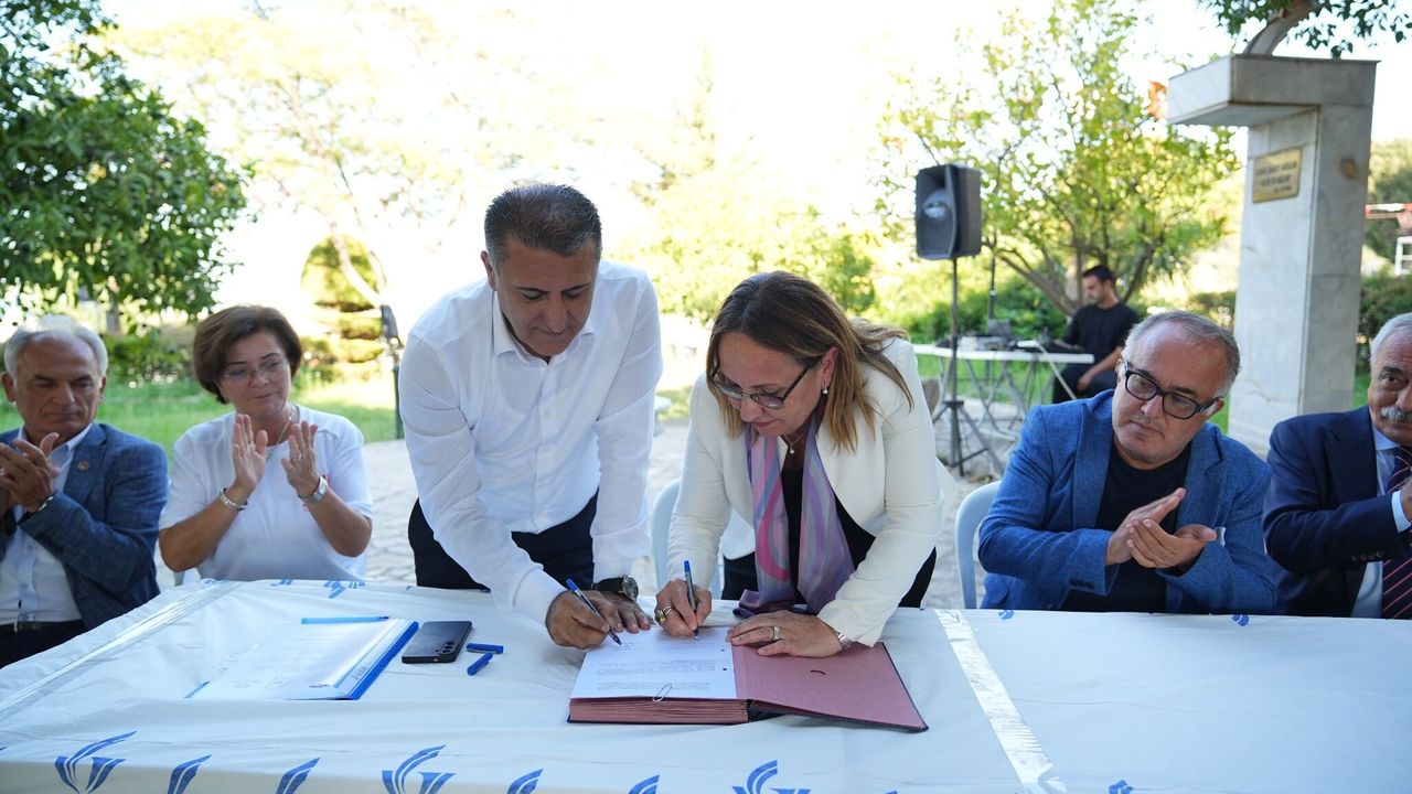 Güzelbahçe Belediyesi'nde Toplu İş Sözleşmeleri İmzalandı