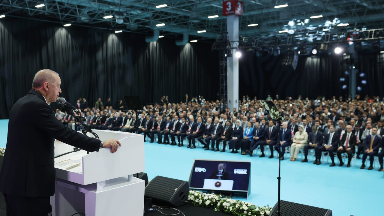 Cumhurbaşkanı Erdoğan: Savaş suçlularının yeri BM kürsüsü değil, mahkeme salonlarıdır
