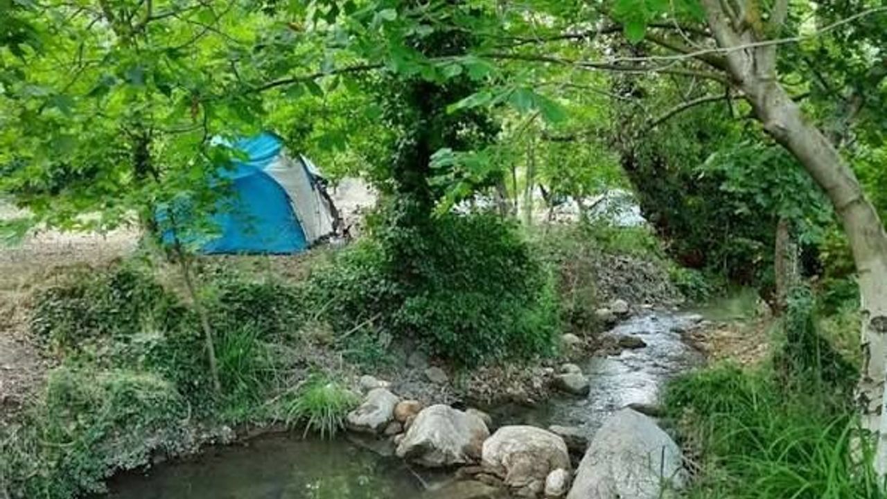 Narlıdere Kamp Alanları: İzmir'de Doğa ve Sakinlik İçin Kamp Önerileri