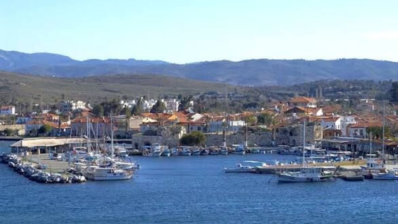 İzmir Seferihisar Koyları ve Plajları: Denize Girilecek En Güzel Yerler
