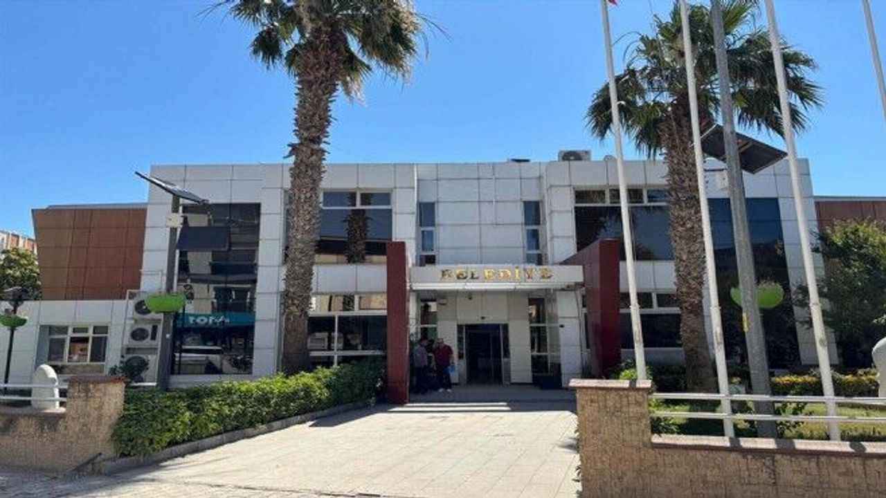Seferihisar’daki rüşvet soruşturmasında 44 şüpheli gözaltına alındı