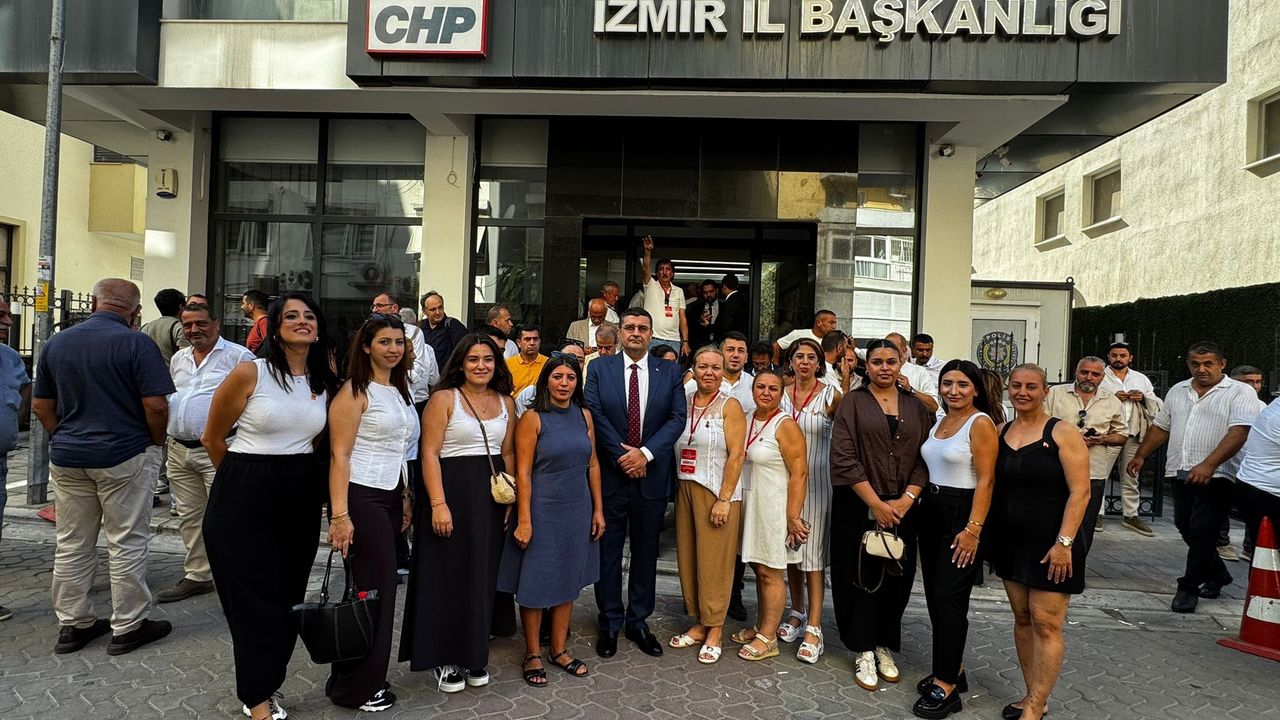 Çiğli'de işten çıkarılan işçiler, CHP lideri Kılıçdaroğlu'na taleplerini iletecek