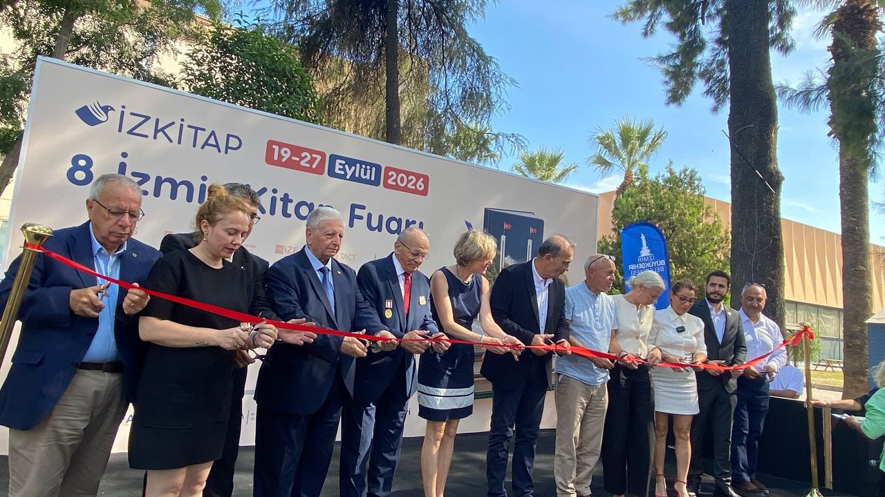 İzmir Kitap Fuarı Kültürpark'ta açıldı: Girişler ücretsiz