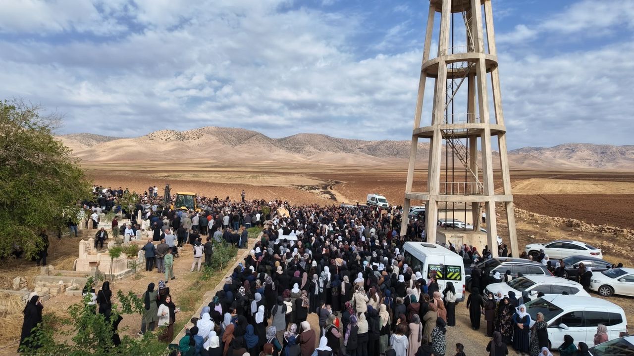 Mardin'de su kanalına düşen otomobilde 6 kişi hayatını kaybetti