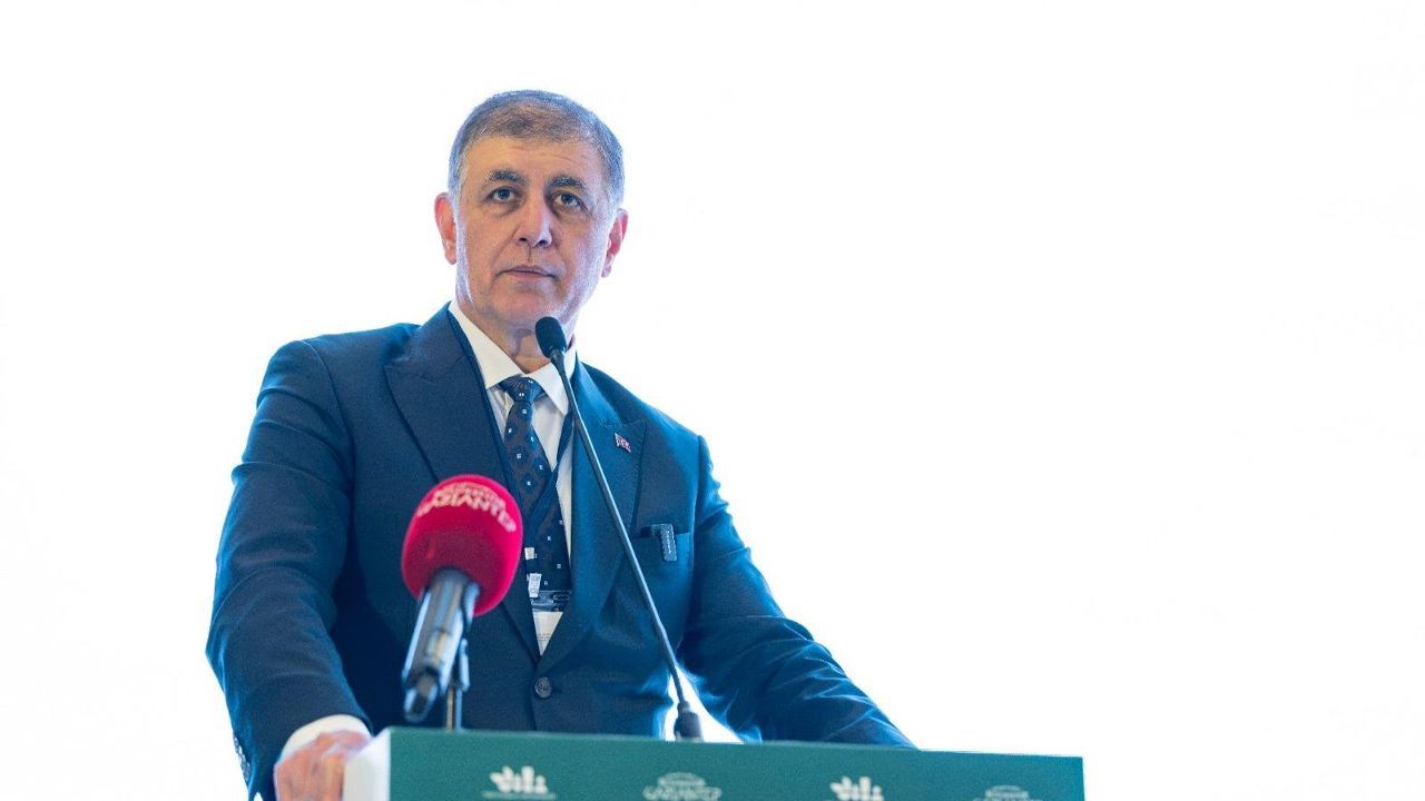 İzmir Büyükşehir Belediye Başkanı Cemil Tugay: "Gelecek nesillere yaşanabilir bir dünya bırakmak zorundayız"